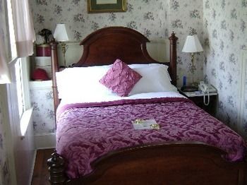 Inn At The Canal Bed & Breakfast Chesapeake City Екстериор снимка